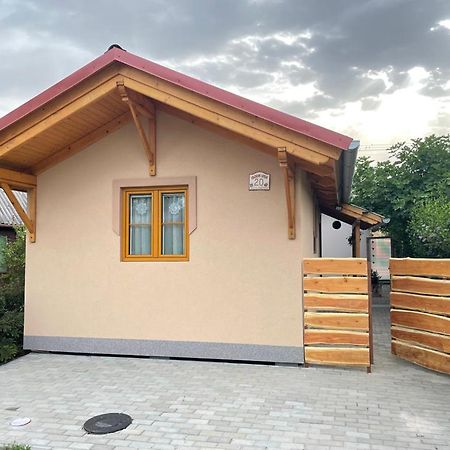 Ibolya Apartman Csisztapuszta المظهر الخارجي الصورة