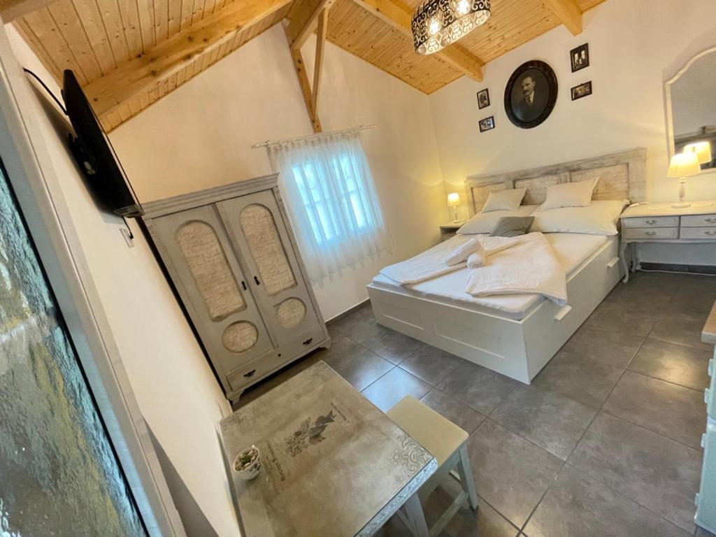 Ibolya Apartman Csisztapuszta المظهر الخارجي الصورة